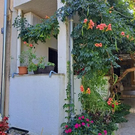Guest house Mirjana