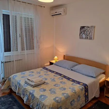 Guest house Mirjana *