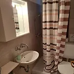 Guest house Mirjana 3*