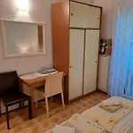 Mirjana Πανσιόν 3*